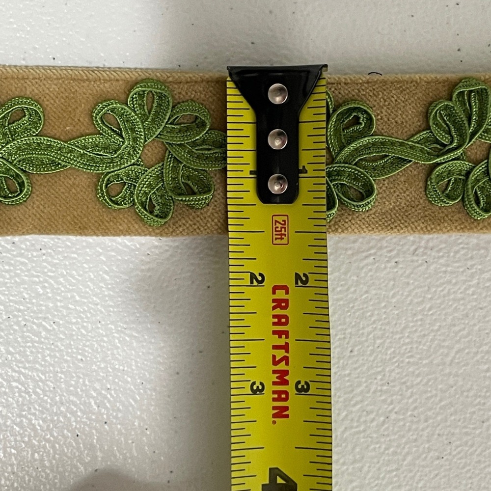 J. McLaughlin Womens Tan Velvet Belt Green Embroidery Tortoise Buckle S Preppy - Picture 7 of 9